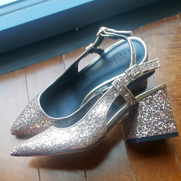 Sparkling Heels - Picture 1 of 6